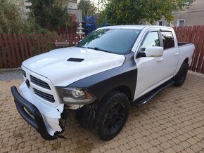 Dodge Ram 1500 4x4 Sport - 4