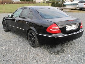 Mercedes-Benz E 220 cdi automat výhřev sedač - 4