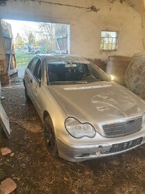 Mercedes benz c 180 - 4