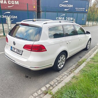 VW Passat B7 2.0tdi 130kw, DSG,Highline,4m, kůže - 4