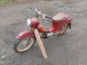 Jawa 555 - 4