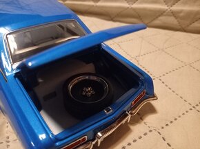 BUICK RIVIERA 1964 ACME 1:18 - 4