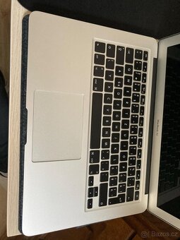 MacBook Air 13" 2015 I5 8GB RAM 128 GB SSD jako nový - 4