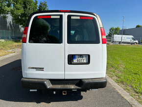 Chevrolet Express AWD 5.3 V8, 4x4, 2013, 83 000 km, 5 míst - 4