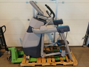 Precor AMT 835 OS - adaptivní eliptický trenažer AKCE  - 4