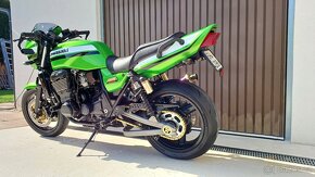 Kawasaki ZRX 1200R - 4