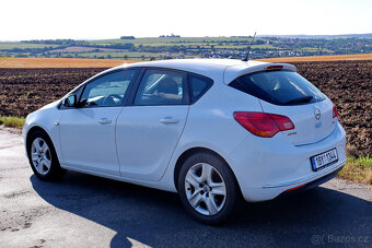 OPEL ASTRA J - 4