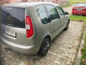 ŠKODA ROOMSTER 1.2 Benzin 51 kW r.v. 2007 - 4