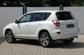 Toyota Rav4 2.2D-4D 110kW AWD AUTOMAT EXECUTIVE - 4