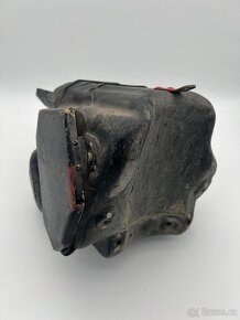 Kawasaki KX 125 1987-1988 - airbox - 4