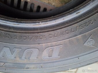 Prodam pneu Dunlop 205/70 r17C 14ks - 4