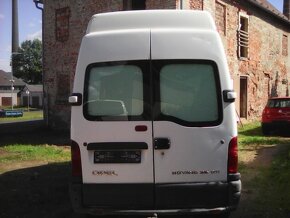 opel movano 2,5 ,84kw,r.v.6-03 600000km - 4