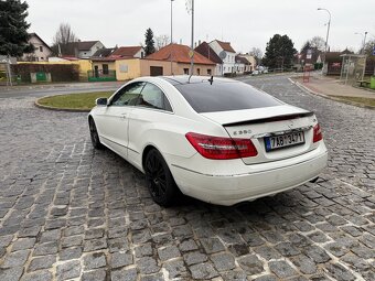 Mercedes-Benz Třídy E, E Coupe 350 CDi - 4