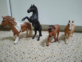 Schleich koně - 4