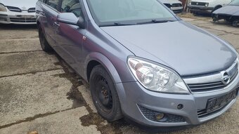 Opel Astra H - 4