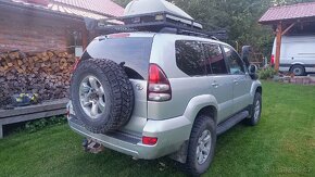 Toyota Land Cruiser 120 - 4