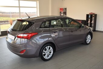 Hyundai i30 1,6 i CVVT 88 kW, ČR,klima,serviska, - 4