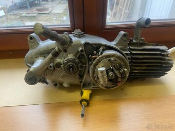 Jawa 555 motor - 4