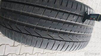 Prodám 2 x letní pneu Pirelli 265/40/21 - 4