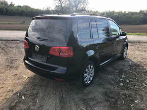 VW Touran 1.6 TDI , DSG, 7 míst, servisní historie - 4