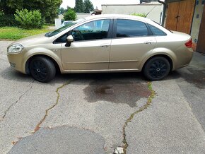 Fiat Linea (Grande Punto s kufrem),Rok 2010  , 116 000 km - 4