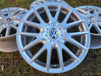 Sada originálních Alu disků VW CLASSIX - 7x17" TOP stav - 4