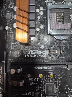 Predám nefuknčnú dosku ASrock H170M na opravu alebo diely - 4