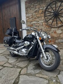 Suzuki intruder 800 - 4