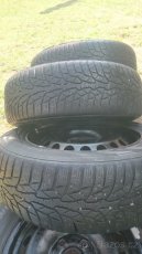 Zimní pneu 4x Nokian 195/65 R15 91T + disky VW Caddy. - 4