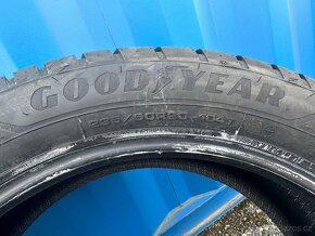 Zimní pneu Goodyear UltraGrip Performance+ XL 235/50 R20 - 4