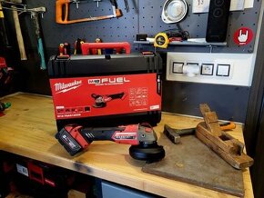 Aku úhlová bruska 125 mm Milwaukee M18 FSAG125XB-502X - 4