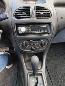 Peugeot 206 1.4i 55 kW automatická převodovka - 4