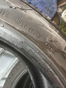 Sada zimních pneu 255/45 R20 - Dunlop - 4