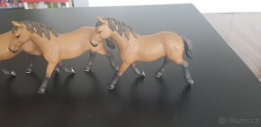 Schleich koně koníci Quarter Horse Cayenne - 4