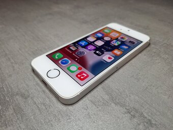 iPhone SE (2016) 128 GB – kompletní balení, 100% baterie - 4