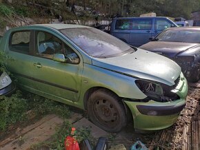 Prodám náhradní díly Peugeot 307 2.0 hdi - 4