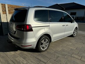 VW Sharan 2.0tdi 110kw DSG M2016 TAŽNÉ LED NAVI - 4