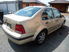 VW Bora 1.6 77kw - BCB - náhradní díly - 4