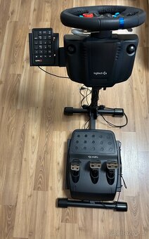 Logitech G29 + stojan - 4