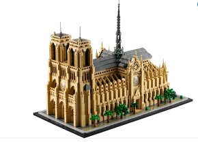 LEGO_21061_Notre-Dame v Paříži - 4