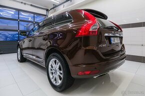 Volvo XC60 2.4 D4 AWD/AT 133kW Summum 1.maj. ČR, DPH - 4