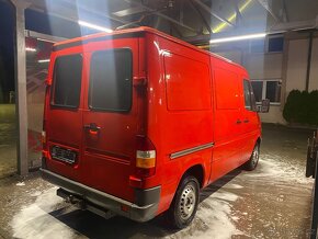 Mercedes Benz 208 D Sprinter - 4