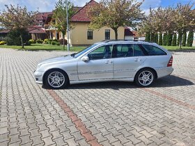 Mercedes-Benz C32 AMG kombi - 4