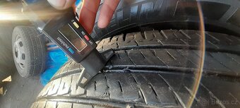 Pneu 225/75R 16c vč.disků 6 kusů sada - 4