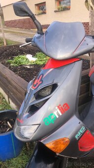 Aprilia SR 50 / 70 - 4