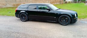 Chrysler 300C Touring 5.7 V8 HEMI AWD - 4