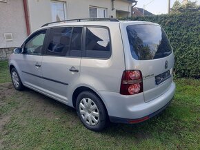 VW Touran 1.9 TDI  77kw Klima Model 2010 Facelift - 4