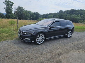 VW Passat B8 TDI Biturbo 176 Kw 4motion,DSG,2x Rline,Pano - 4