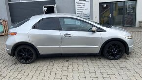 Honda Civic, 2,2 i CTDI 103 kW //RV 2/2006 - 4