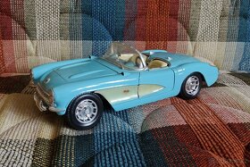 Chevrolet Corvette 1:18 - 4